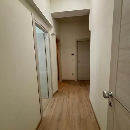 5 In Centro, Con Giardino, A 150 M Dal Mare * 피네토